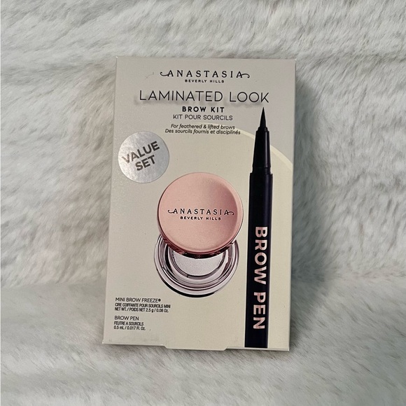 Anastasia Beverly Hills Laminated Look Brow Kit Medium Brown - Picture 13 of 15